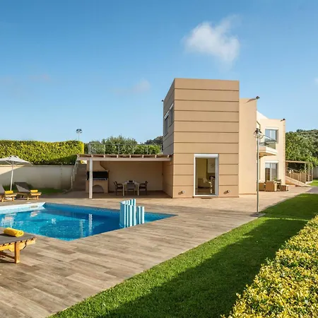 Villa Ariella With Sea View Ajía Marína